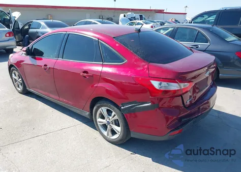 2014 Ford Focus Se z USA, uszkodzony, nr VIN 1FADP3F25EL390340